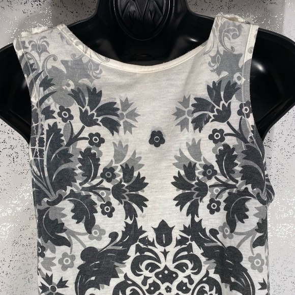 Espresso Women's Small Boho Floral Accent Sleeveless Tunic Top Black, Gray White - Picture 16 of 16